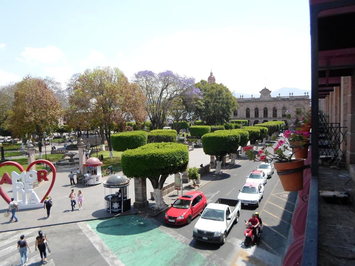 Virrey De Mendoza Hotel Morelia Bagian luar foto