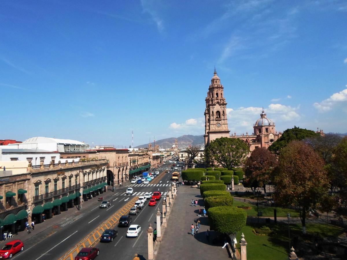 Virrey De Mendoza Hotel Morelia Bagian luar foto