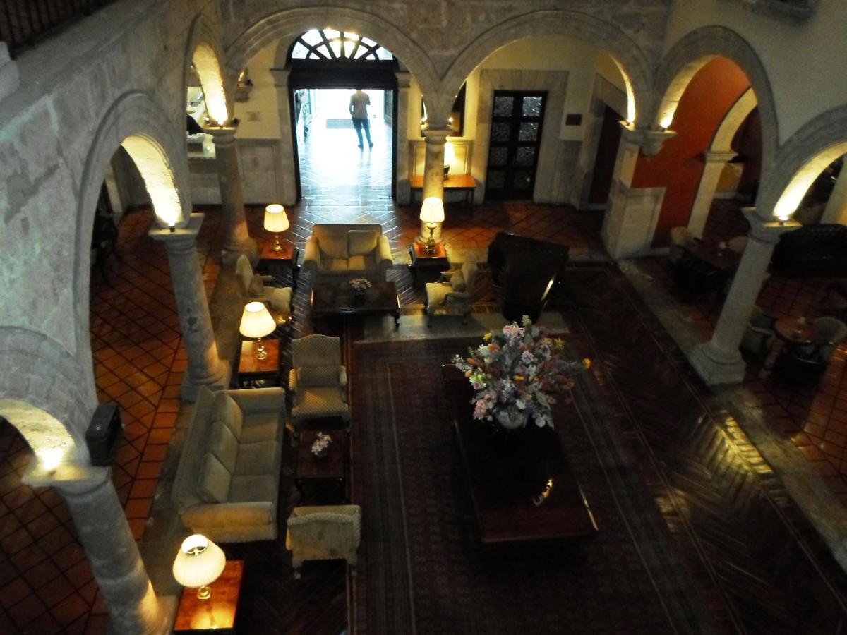 Virrey De Mendoza Hotel Morelia Bagian luar foto