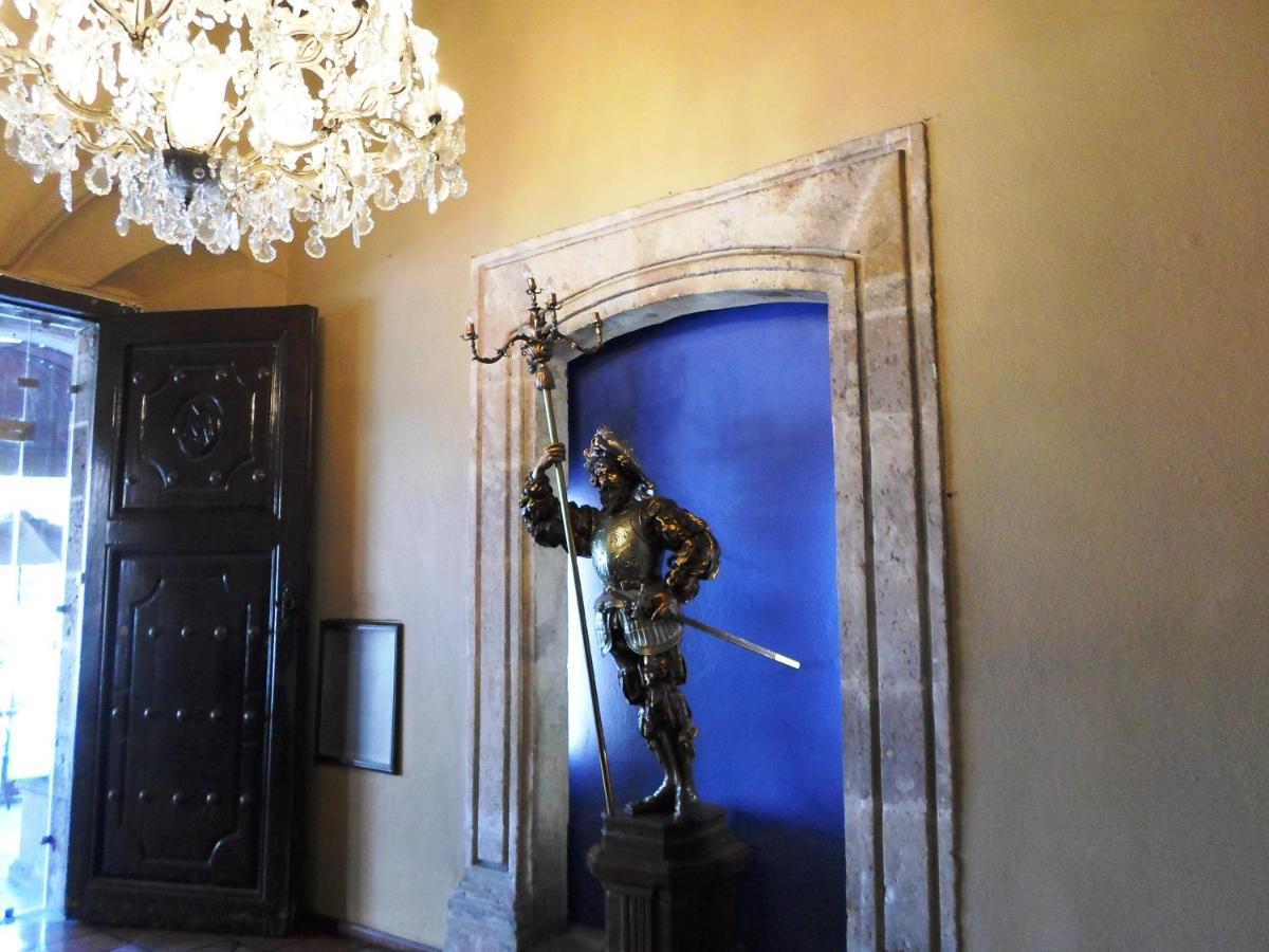 Virrey De Mendoza Hotel Morelia Bagian luar foto