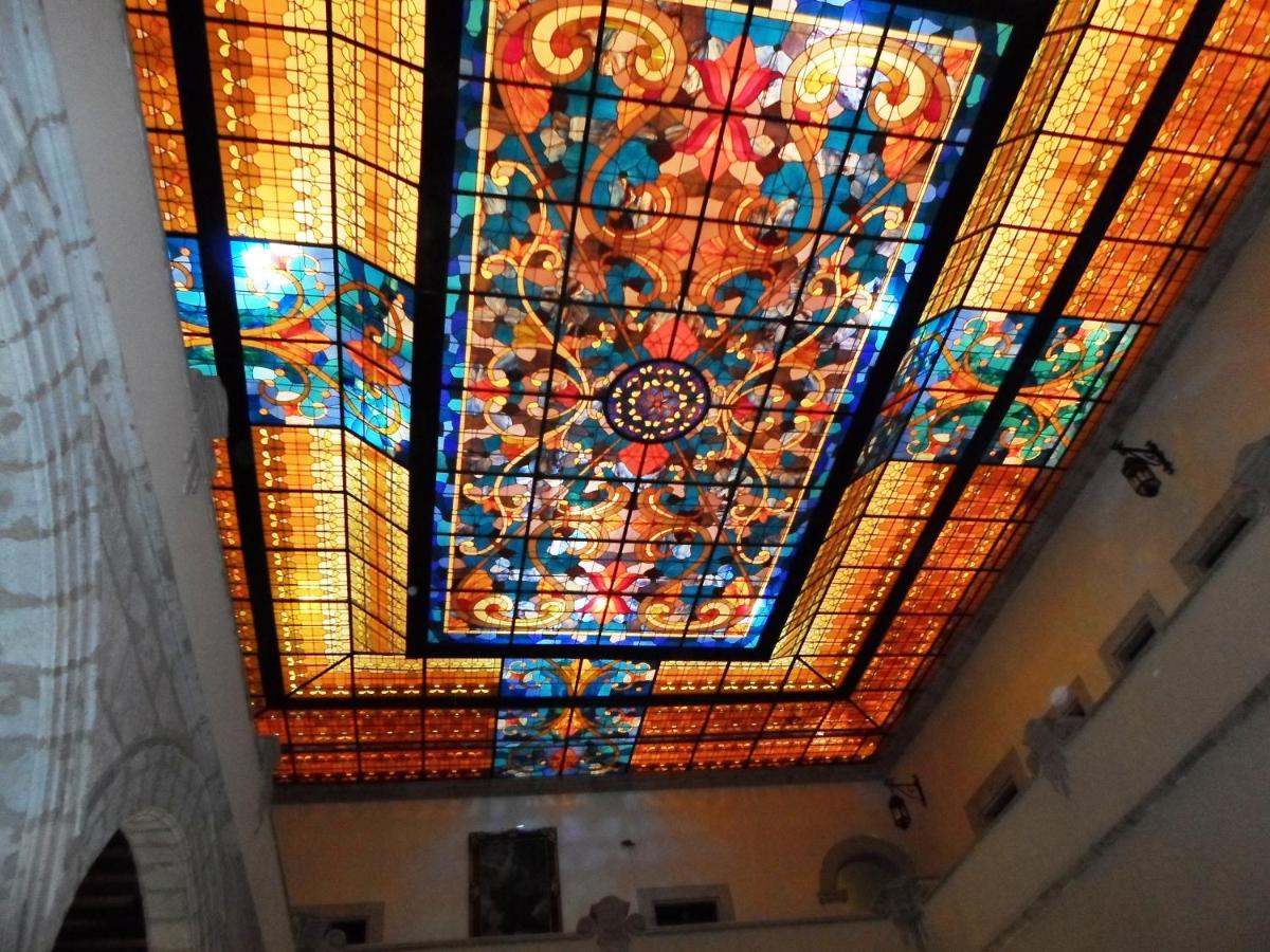 Virrey De Mendoza Hotel Morelia Bagian luar foto