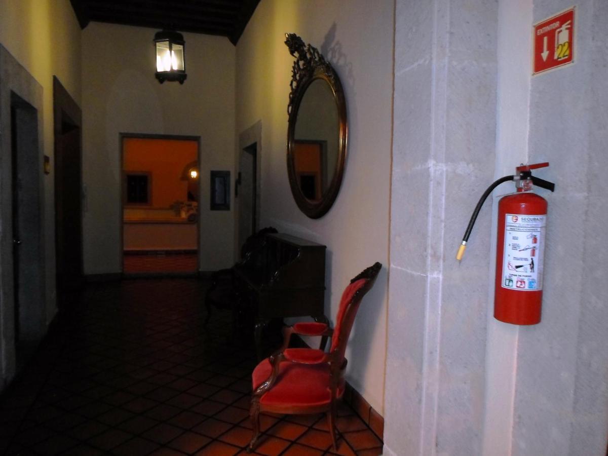 Virrey De Mendoza Hotel Morelia Bagian luar foto