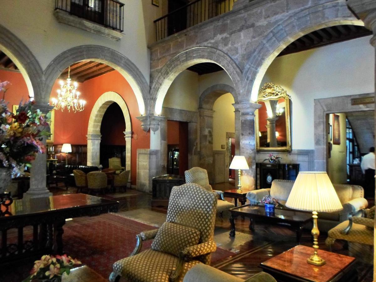 Virrey De Mendoza Hotel Morelia Bagian luar foto